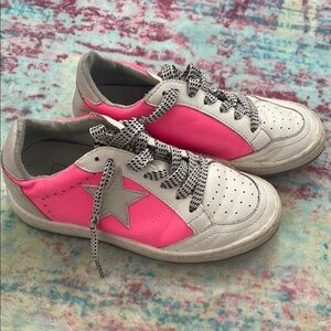 ShuShop Pink and Gray Retro Sneakers